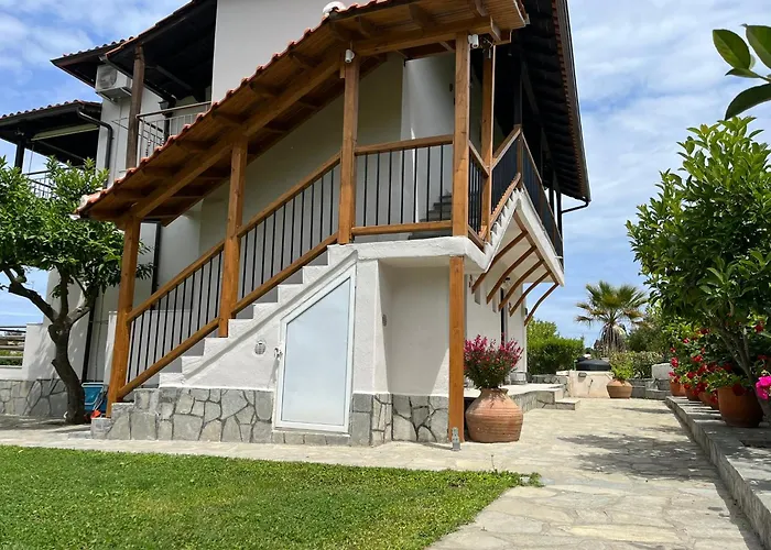 Latoura Studios